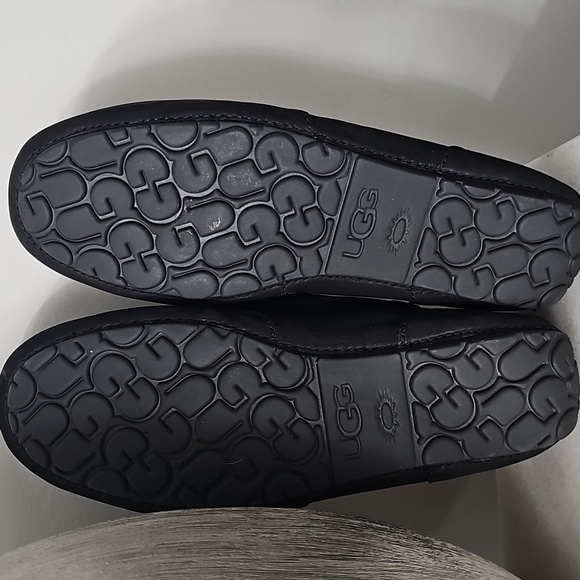 Ugg Chester Capra Loafers - Picture 8 of 9